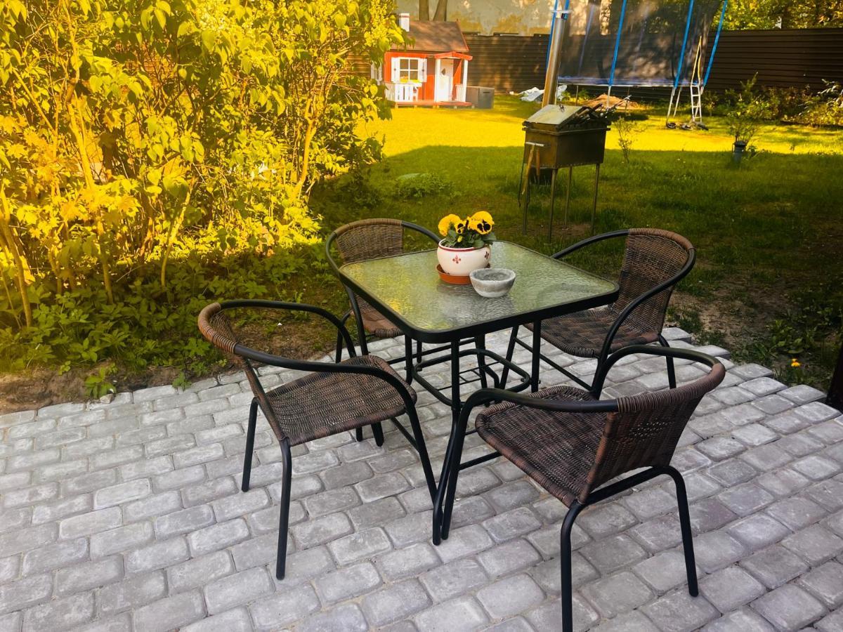 Unique Mailo Cottage Riga Exterior photo