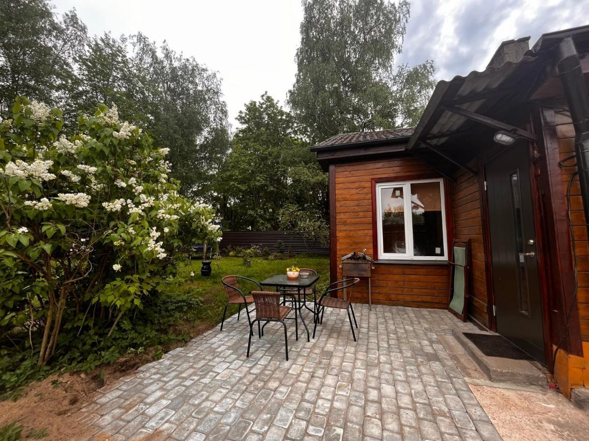 Unique Mailo Cottage Riga Exterior photo